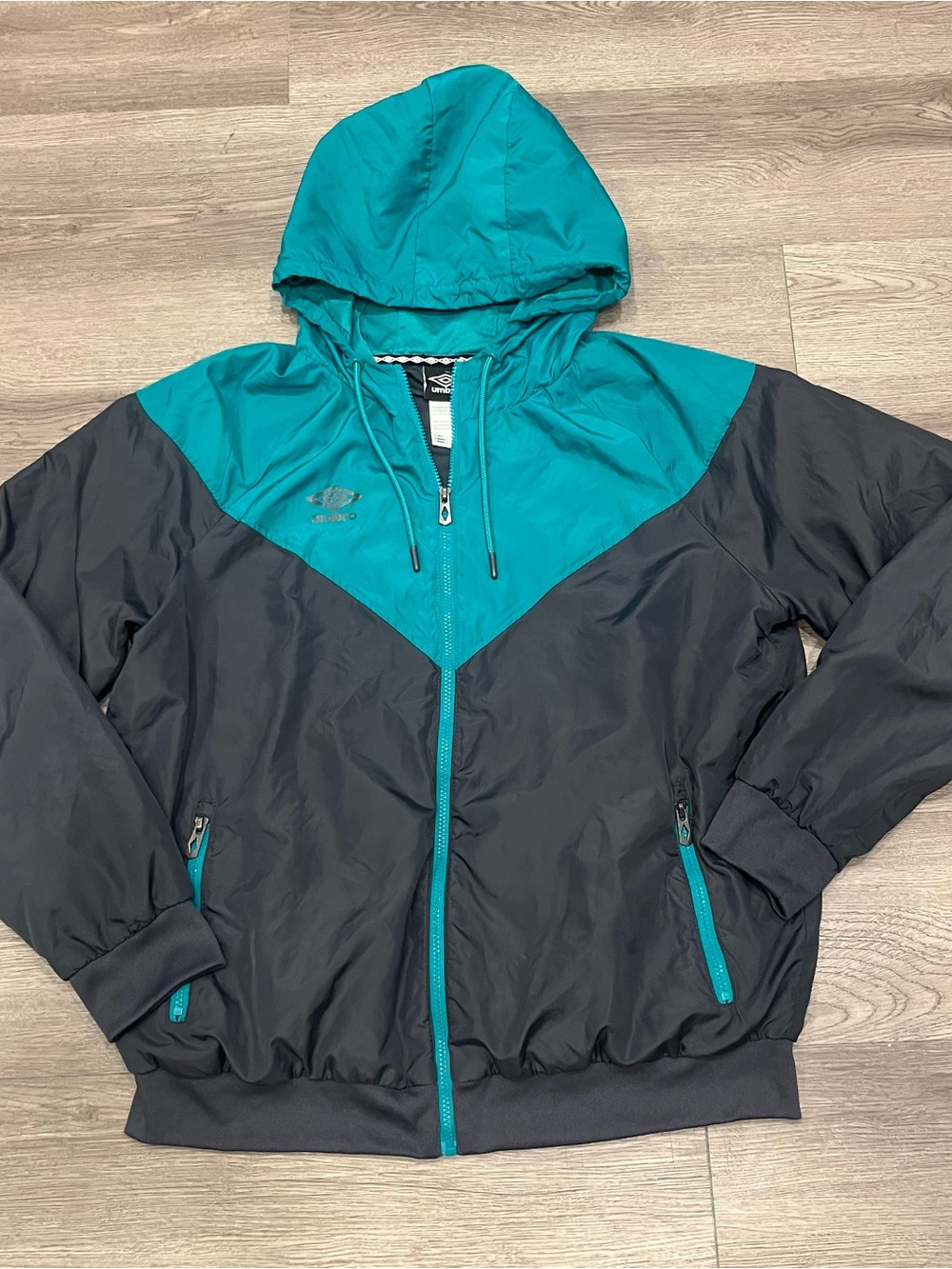 Umbro Teal and Black Windbreaker Jacket XL